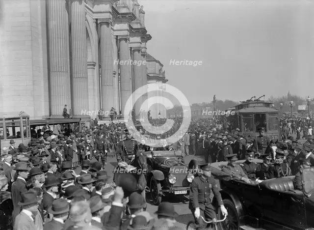 British Commission To U.S - Arrival At Union Station; General Views, 1917. Creator: Harris & Ewing.