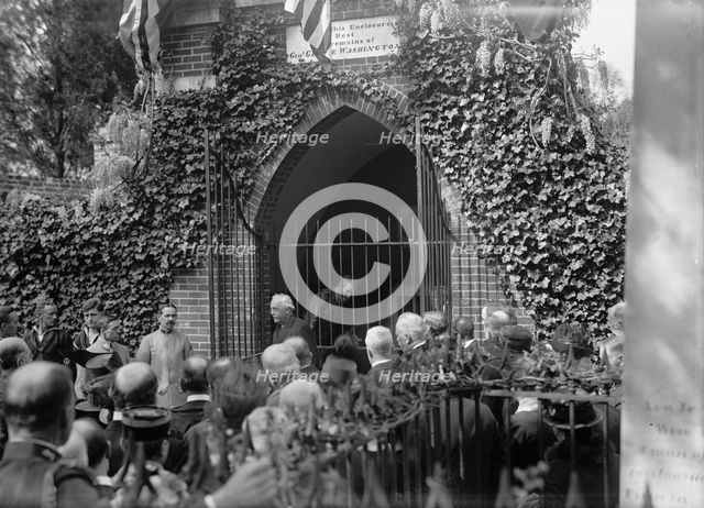 British Commission To U.S. - Balfour, Etc., at Mount Vernon, 1917 - Allied Commission For Other... Creator: Harris & Ewing.