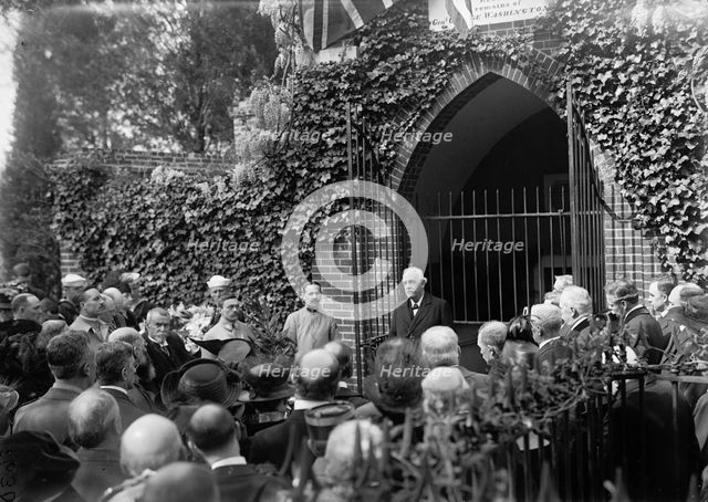 British Commission To U.S. - Balfour, Etc., at Mount Vernon, 1917. Allied Commission For Other... Creator: Harris & Ewing.