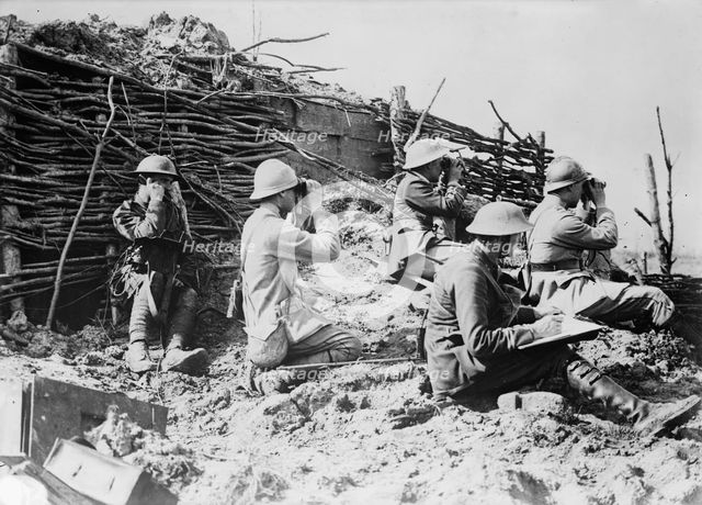 British & French artillery observers, between 1915 and 1918. Creator: Bain News Service.