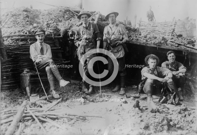 British observers in captured observation post, 6 Jun 1917. Creator: Bain News Service.