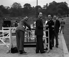 British racing driver Goldie Gardner at the Imperial Trophy race, Crystal Palace, 1939. Artist: Bill Brunell
