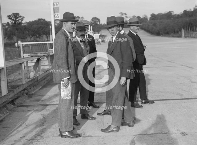 British racing driver Kenelm Lee Guinness at the JCC 200 Mile Race, Brooklands, Surrey, 1921. Artist: Bill Brunell.