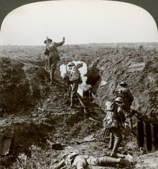 British soldiers attacking the Hindenburg Line, World War I, 1917-1918.Artist: Realistic Travels Publishers