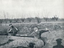 British soldiers practicing throwing hand grenades, c1914