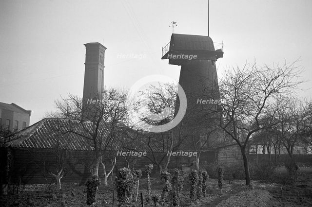 Brixton Windmill, Blenheim Gardens, Lambeth, London, 1935. Artist: HES Simmons