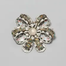 Brooch Shaped as a Bow, France, 17th or 19th century. Creator: Unknown