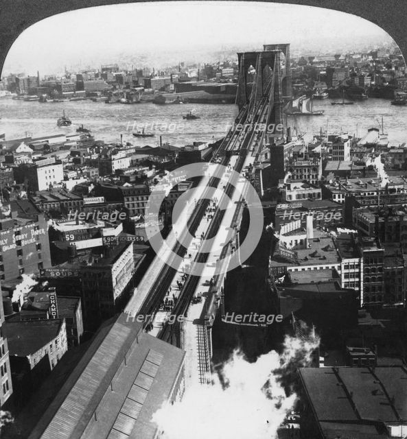 Brooklyn Bridge, New York City, New York, USA, late 19th or early 20th century.  Artist: Underwood & Underwood