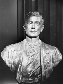 Bronze bust of Charles Rolls