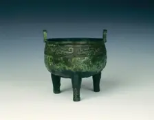 Bronze ding with crested bird frieze, Early Western Zhou, China, late 11th-early 10th century BC. Creator: Unknown
