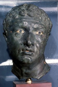 Bronze Greek Portrait head of a man, late Hellenistic Period, c1st century BC
