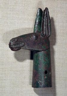 Bronze pole-top in the shape of a mule's head, 6th century BC