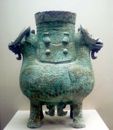 Bronze ritual vessel, Shang dynasty, China, 12th century BC