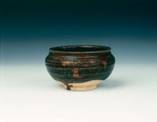 Brown glazed globular stoneware jar, Southern Song or early Yuan dynasty, China, 13th century
