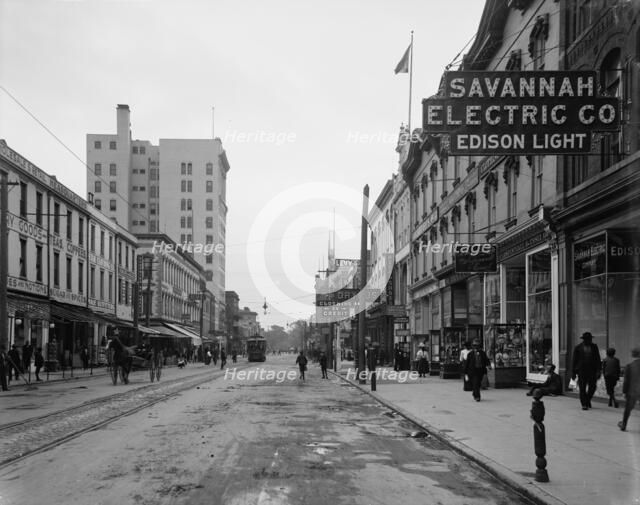 Broughton Street, looking east, Savannah, Ga., between 1900 and 1910. Creator: Unknown.