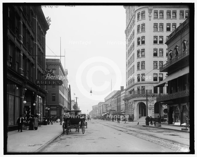 Broughton Street, looking west, Savannah, Ga., c1907. Creator: Unknown.