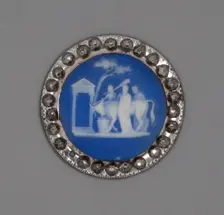 Button with Sacrifice of a Bull, Burslem, Late 18th century. Creator: Wedgwood
