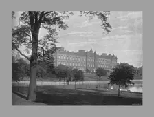 Buckingham Palace, London, c1900. Artist: GW Wilson and Company