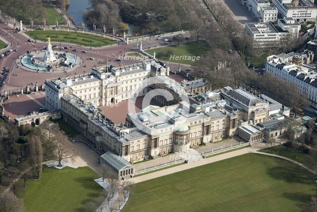 Buckingham Palace, Westminster, London, 2015. Artist: Damian Grady.