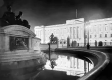 Buckingham Palace, Westminster, London. Creator: Unknown