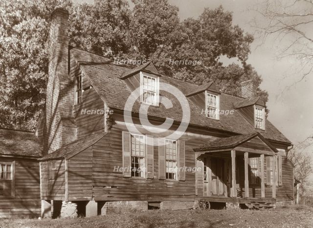Buffalo Springs farm house, Buffalo Springs, Mecklenburg County, Virginia, 1935. Creator: Frances Benjamin Johnston.