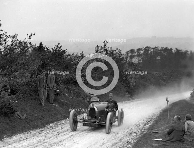 Bugatti Type 35 of WD Phillips setting the fastest time in an acceleration test. Artist: Bill Brunell.