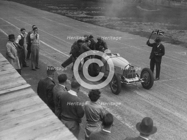 Bugatti Type 35B of Jock Leith at Donington Park, Leicestershire, 1935. Artist: Bill Brunell.