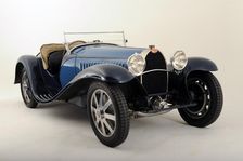 Bugatti type 55 1932. Artist: Simon Clay