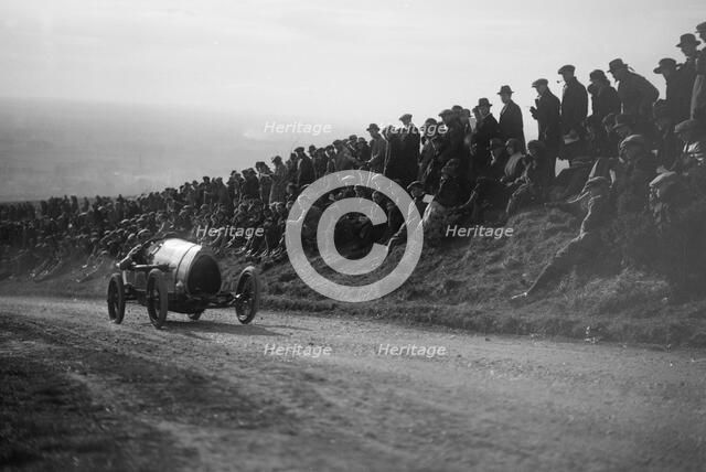 Bugatti Brescia competing in the Essex Motor Club Kop Hillclimb, Buckinghamshire, 1922. Artist: Bill Brunell.