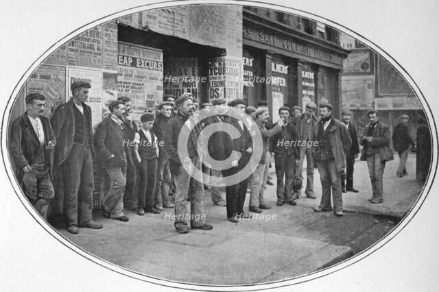 Builders' men ready for work, London, c1900 (1901). Artist: Unknown.