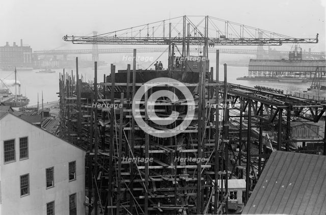 Building battleship - NEW YORK, between c1910 and c1915. Creator: Bain News Service.