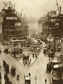Building work at Piccadilly Circus in London, 1926, (1935). Creator: Unknown