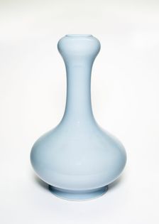 Bulbous-Shaped Vase, Qing dynasty (1644-1911), Yongzheng reign mark and period (1723-1735). Creator: Unknown