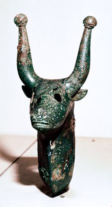 Bull's head with knobbed horns, Rynkeby Bog, Denmark, c4th century BC