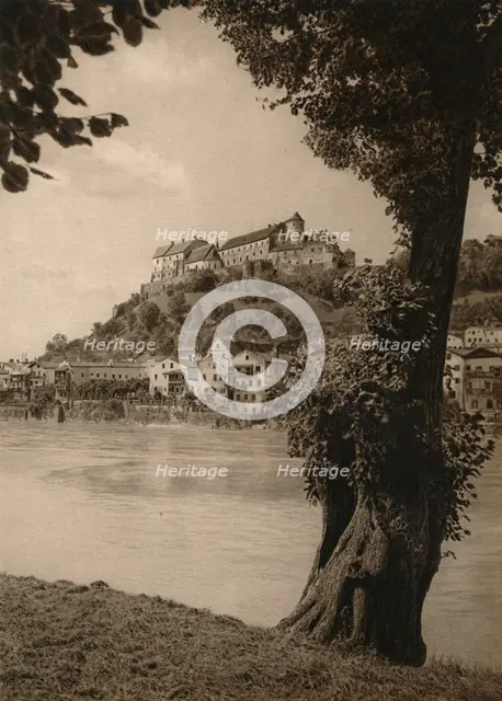 'Burghausen (Salzach)', 1931. Artist: Kurt Hielscher.