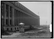 Bureau Of Engraving And Printing, between 1914 and 1918. Creator: Harris & Ewing