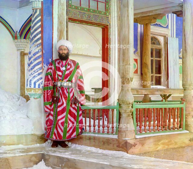 Bureaucrat, Bukhara, between 1905 and 1915. Creator: Sergey Mikhaylovich Prokudin-Gorsky.