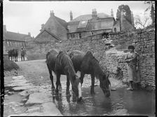 Burford, West Oxfordshire, Oxfordshire, 1924. Creator: Katherine Jean Macfee