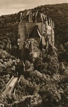 Burg Katz (Mosel) 1931. Artist: Kurt Hielscher