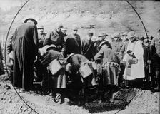 Burial of Rob't Bayard in France, Feb 1918. Creator: Bain News Service