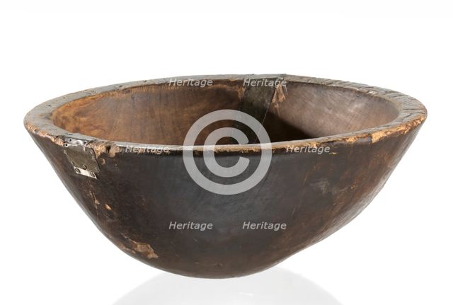 Burl bowl, 1750-1850. Creator: Unknown.