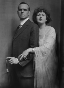 Burt, Frederick, Mr. and Mrs., portrait photograph, 1914. Creator: Arnold Genthe