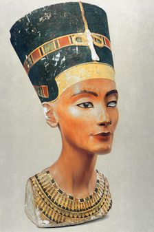 Bust of Nefertiti, queen and wife of the Ancient Egyptian Pharaoh Akhenaten (Amenhotep IV)
