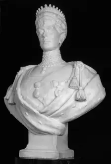 Bust of Queen Mary, consort of King George V, 1914. Artist: George Frampton
