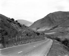 Bwlch Oerddrws, Merioneth, Wales, c1955. Creator: Arthur Charles Kirby Ware