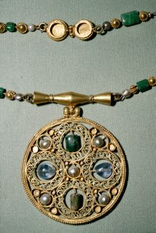 Byzantine Gold treasure from Assiut or Antinoe, Egypt, 600