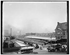C. & N.W. (Chicago and North Western) Railway Station, Chicago, Ill., between 1880 and 1899. Creator: Unknown