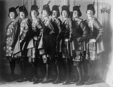 C. Nichols, Edith Sloan, Margaret Luce, Margaret Overton, Kath. Lamont..., between c1910 and c1915. Creator: Bain News Service