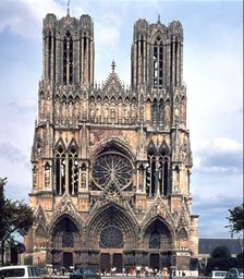 Gothic façade of the cathedral of Reims, 1211