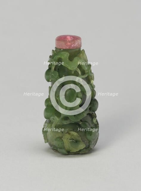 Gourd-Shaped Snuff Bottle with a Butterfly, Trailing Tendrils, and Fruit..., Qing dynasty, 1750-1800 Creator: Unknown.